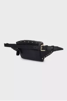Кожаная черная сумка Rockstud