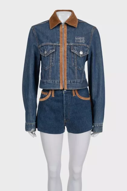 Denim suit with suede inserts