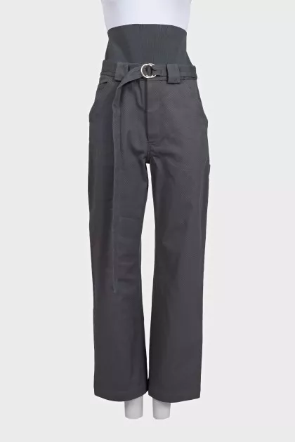 Wide-leg trousers with a high waist