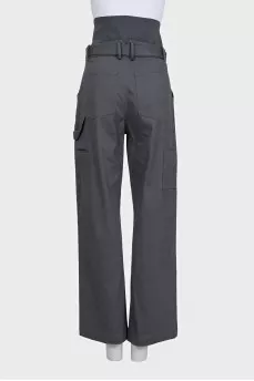Wide-leg trousers with a high waist