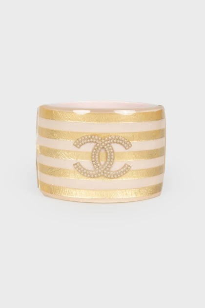 A wide striped bracelet