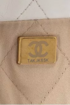 Белая кожаная сумка 22