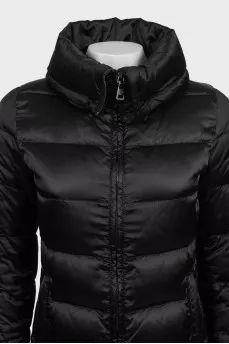 Black quilted down jacket with a fitted fit and logo