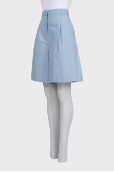 Light blue straight-cut Bermuda shorts