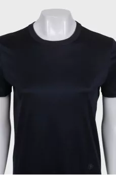 Black straight-cut T-shirt with embroidery