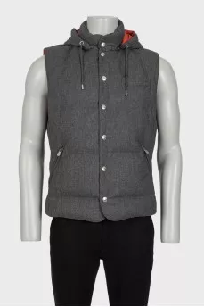 Men's gray vest with a hood