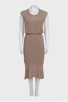 Brown sleeveless straight cut dress