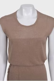 Brown sleeveless straight cut dress
