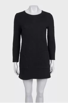 Straight-cut dress with patch pockets