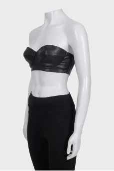 Black top with hooks