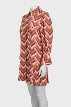 Straight-cut dress with buttons and frill