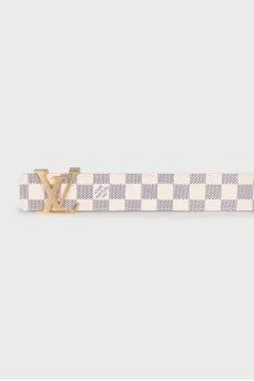 White canvas belt