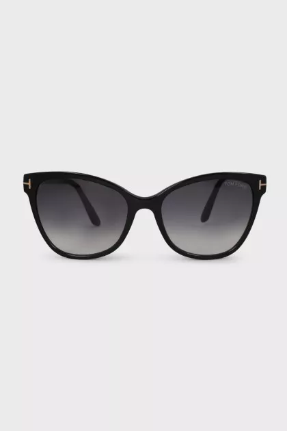 Черные солнцезащитные очки с узкими дужками