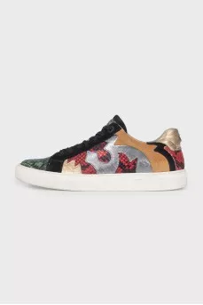 Leather sneakers with accent inserts