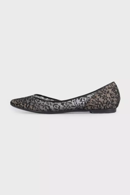 Black lace pointed toe ballet flats