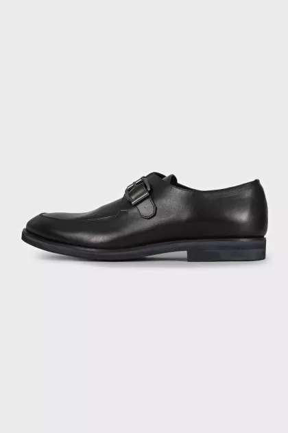 Men's black leather shoes with a buckle