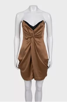 Silk brown dress with an open top