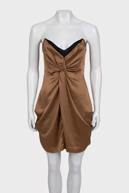 Silk brown dress with an open top