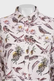 Pink straight-cut blouse with a print