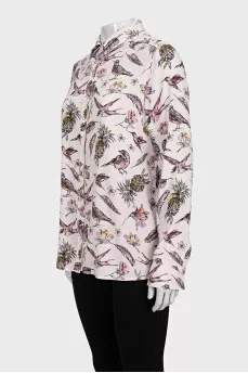 Pink straight-cut blouse with a print