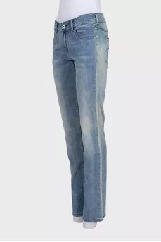 Блакитні джинси regular fit на середній посадці