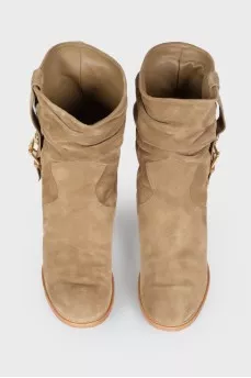 Suede half -sulfur with strap