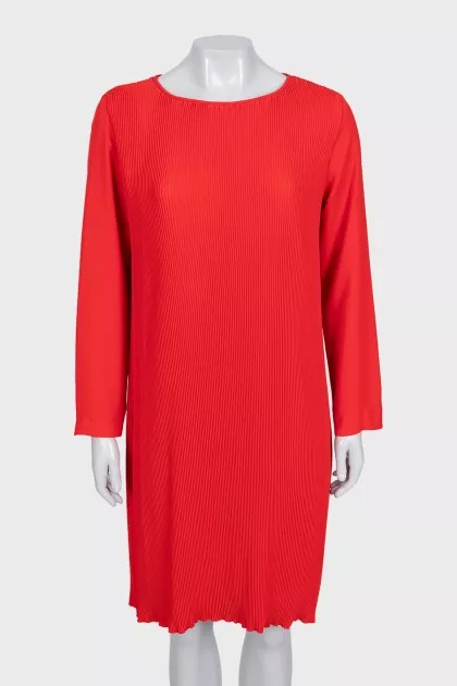Red pleated dress