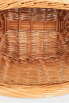 Wicker basket with textile strap
