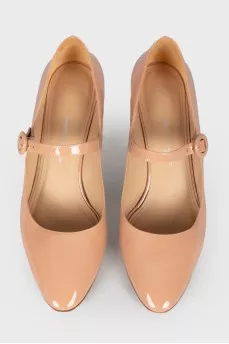 Beige patent silver heel shoes