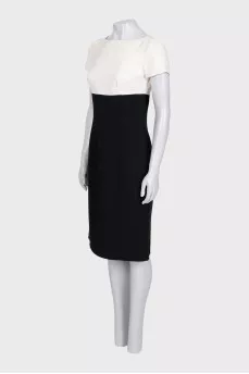 Black and white wool dress with a zipper