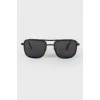 Black tinting sunglasses