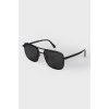 Black tinting sunglasses
