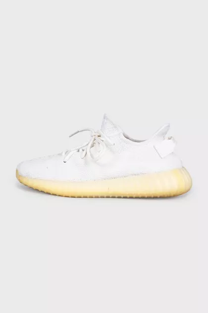 Кроссовки Yeezy Boost 350 V2 белого цвета 