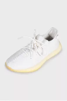 Кроссовки Yeezy Boost 350 V2 белого цвета 