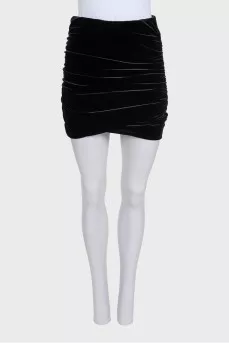 Velvet mini skirt with a fitted fit and tag