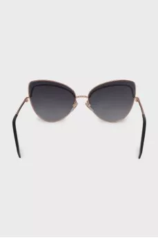 Sunglasses with a gold braided design