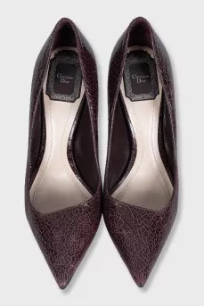 Textured leather pumps