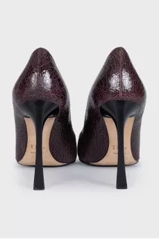 Textured leather pumps