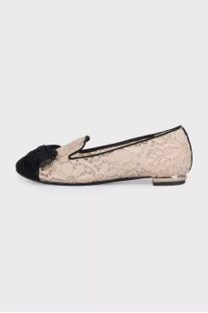 Lace beige ballet flats with a bow