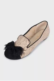 Lace beige ballet flats with a bow
