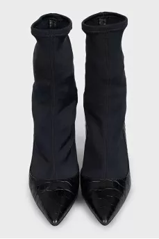 Leather ankle boots with embossed heels