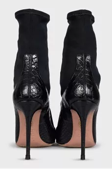 Leather ankle boots with embossed heels