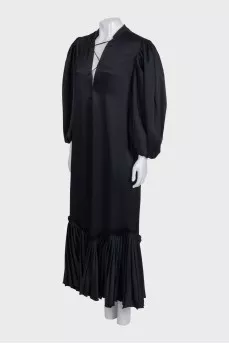 Black pleated dress