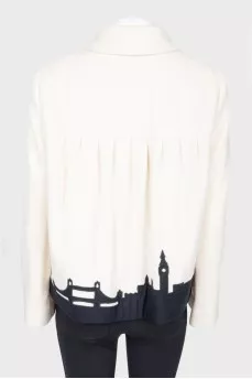 Shortened printed coat