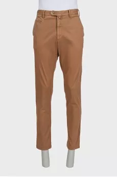 Men's straight-cut trousers in brown