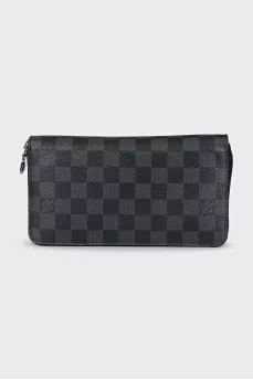 Wallet with signature print and zipper