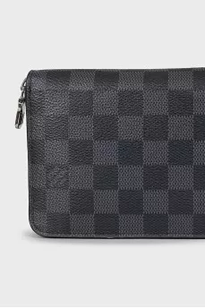 Wallet with signature print and zipper