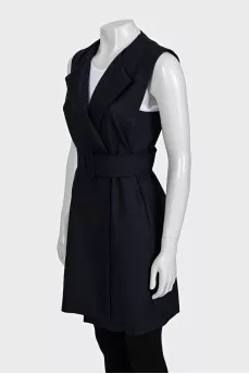 Black elongated vest