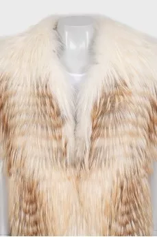 Straight-cut natural fur vest