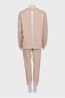 Beige tracksuit with tag